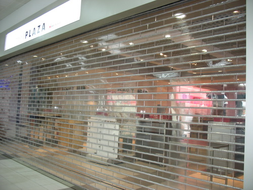 12m-Wide-Clear-Rolling-Shutter-Fit-for-Large-Opening